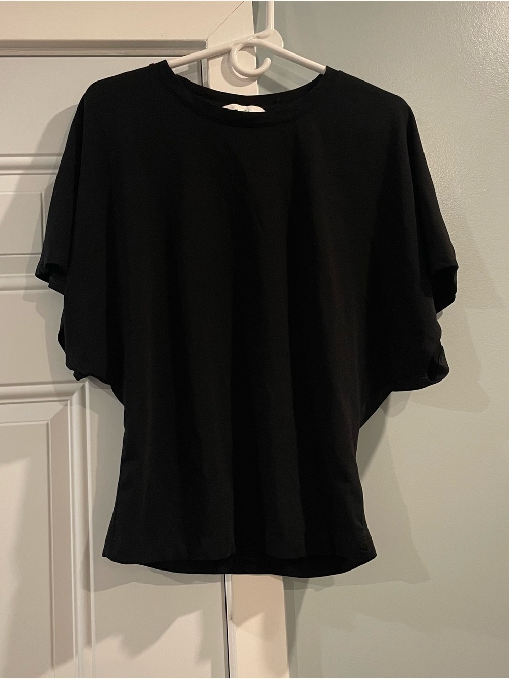 H&M Top with Dolman Style Sleeves Size Medium